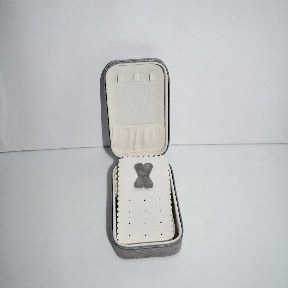 SANQIANWAN Luxury Mini Travel Portable PU Leather Jewelry Organizer Gray NWT